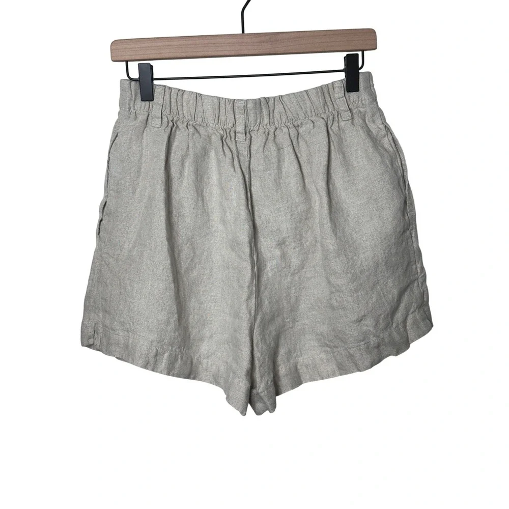 Light Gray Linen Blend Women’s Shorts - Picture 5 of 6
